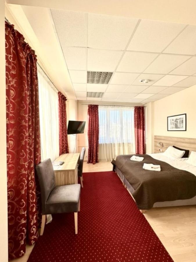 Scsk Zurawia Bed & Breakfast Warsaw Ngoại thất bức ảnh