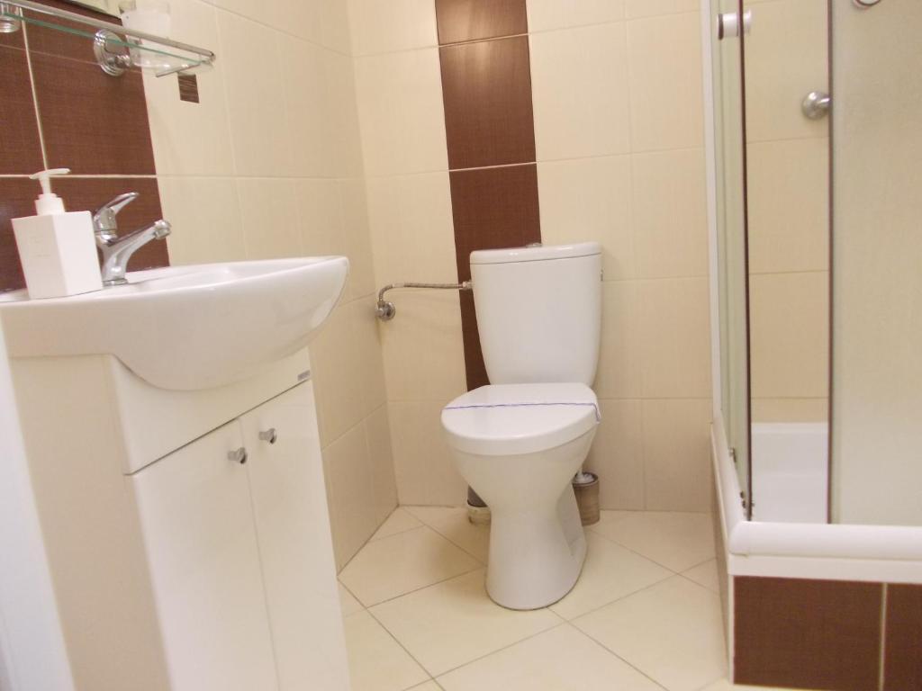 Scsk Zurawia Bed & Breakfast Warsaw Phòng bức ảnh
